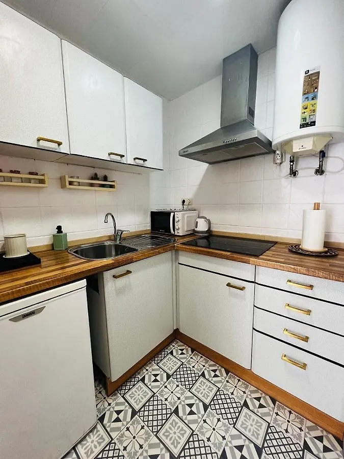 Encantador Apartamento En Tossa De Mar 0*,